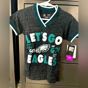 NWT girls eagles tee